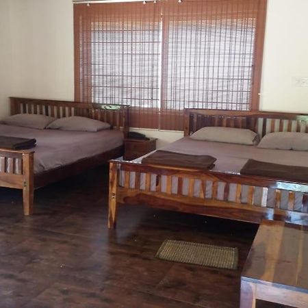 Aadhavana Homestay - Sakleshpur Māranhalli Exteriör bild